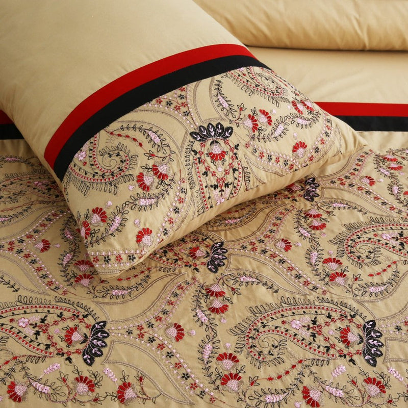 6 Pcs Luxury Embroidered Duvet Set - 1261