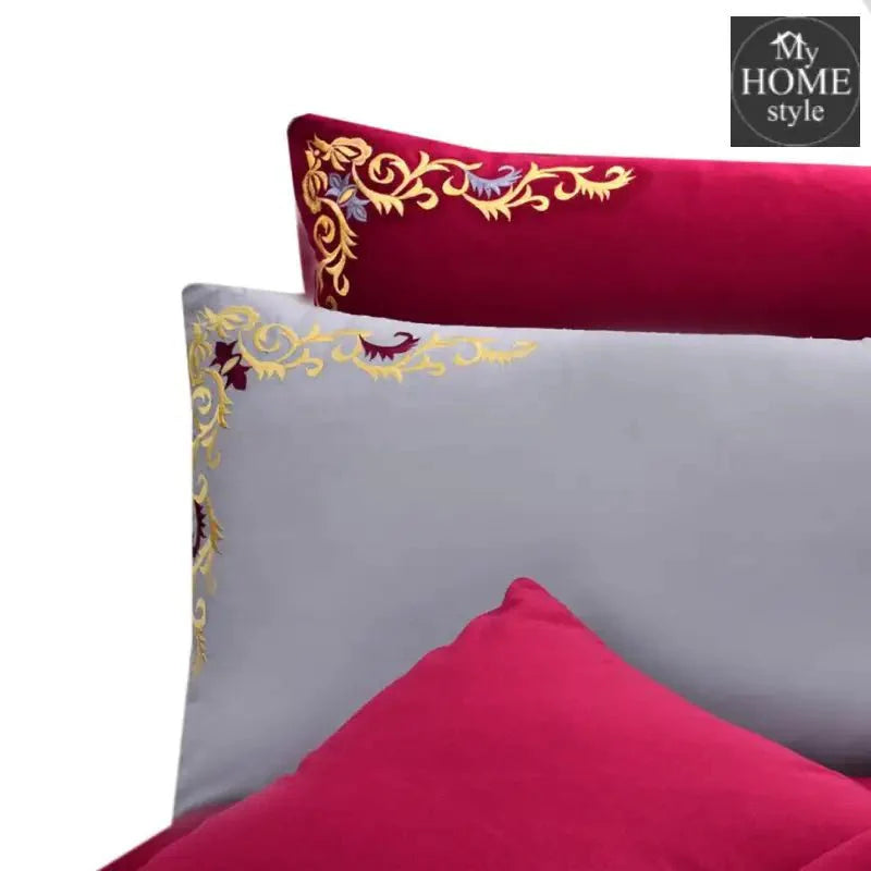Mariana Centered Embroidered Motif Duvet Cover Set Maroon