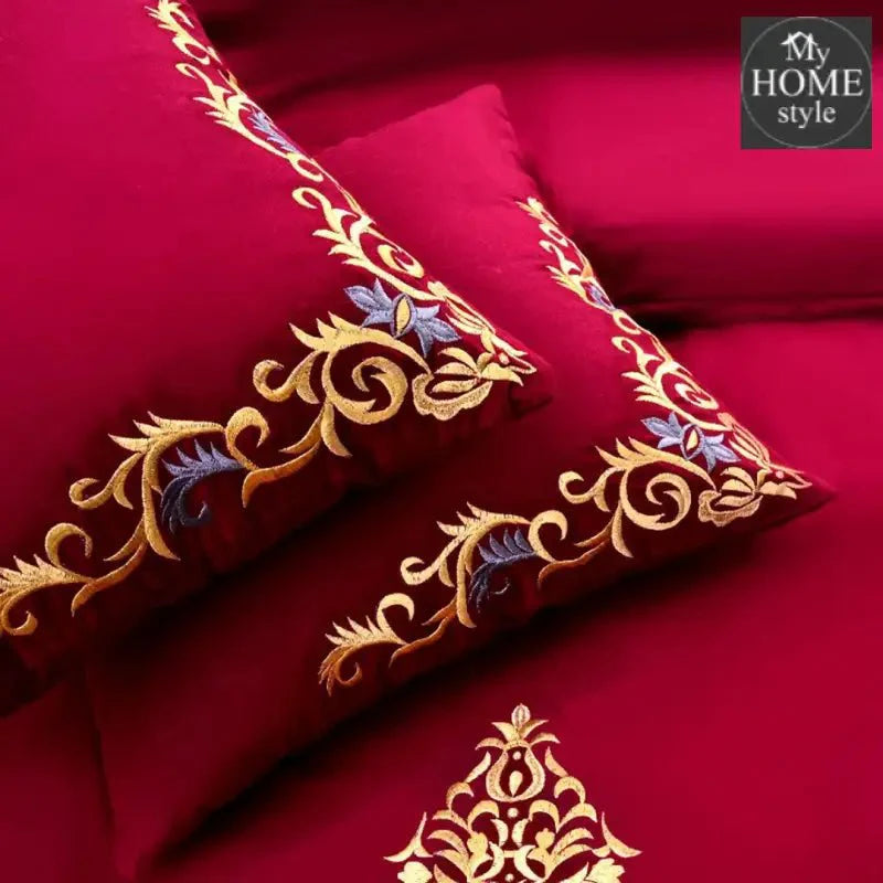 Mariana Centered Embroidered Motif Duvet Cover Set Maroon